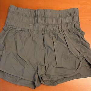 Zenana Outfitters High-Waisted Olive Green Shorts
